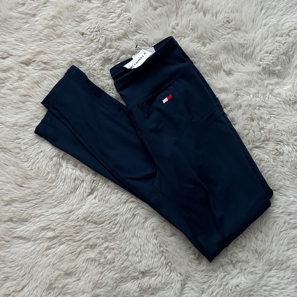 Never worn Tommy Hilfiger leggings